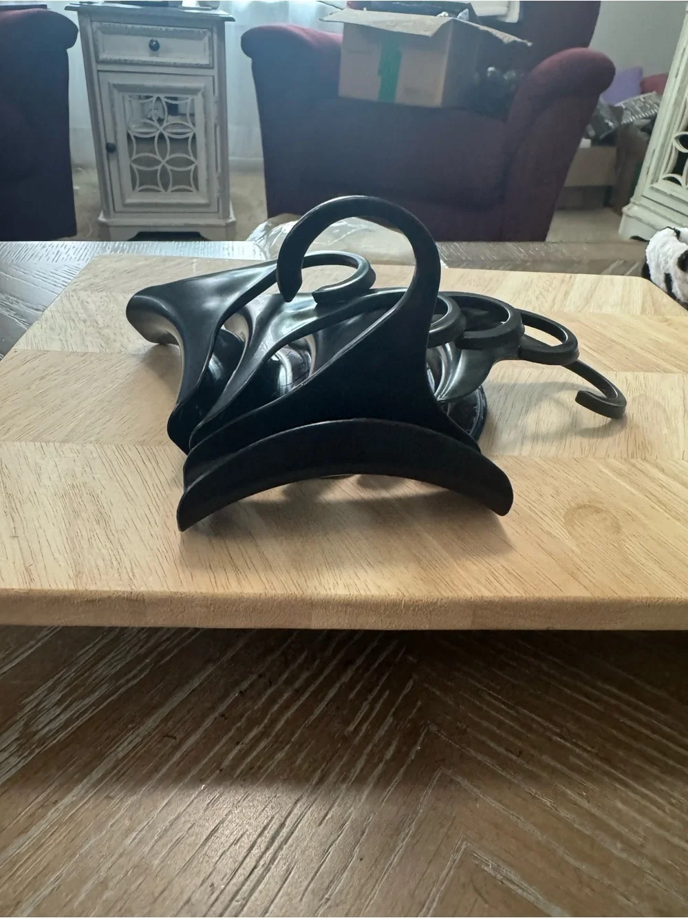 Set of 5 Black Plastic Bag Hangers - Sleek Curved Design